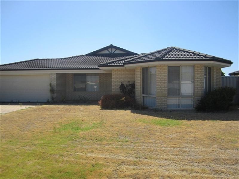 35 Alsace Avenue, Caversham WA 6055