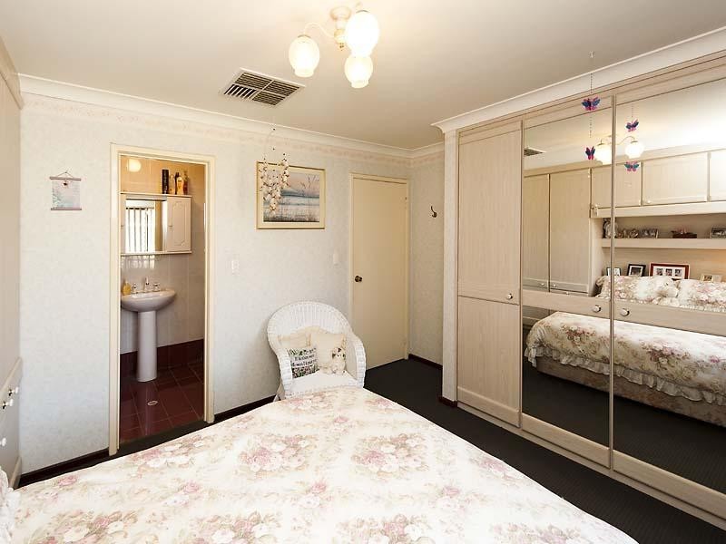 23 Naunton Crescent, Eden Hill WA 6054