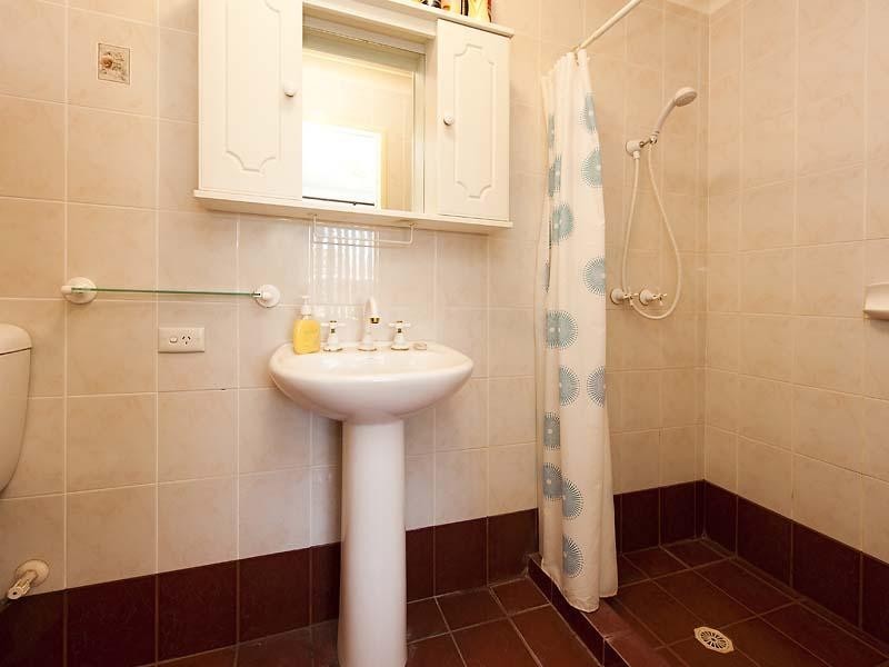 23 Naunton Crescent, Eden Hill WA 6054