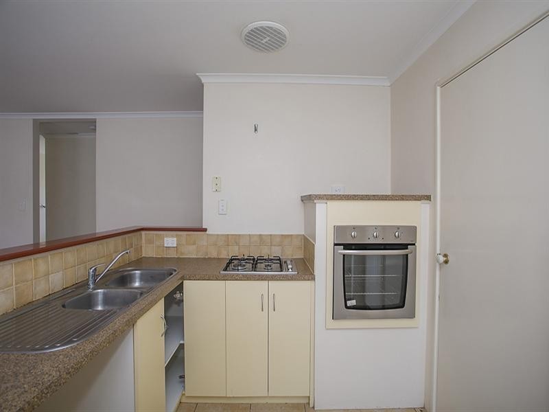 29 Grenache Crescent, Caversham WA 6055