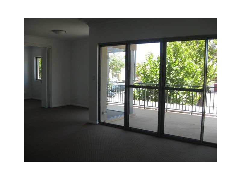 19/6 “Allegro Apartments”, Keane Street, Midland WA 6056