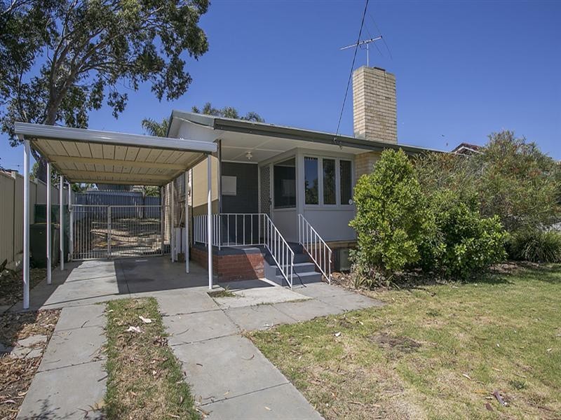 32 Coolga Road, Koongamia WA 6056
