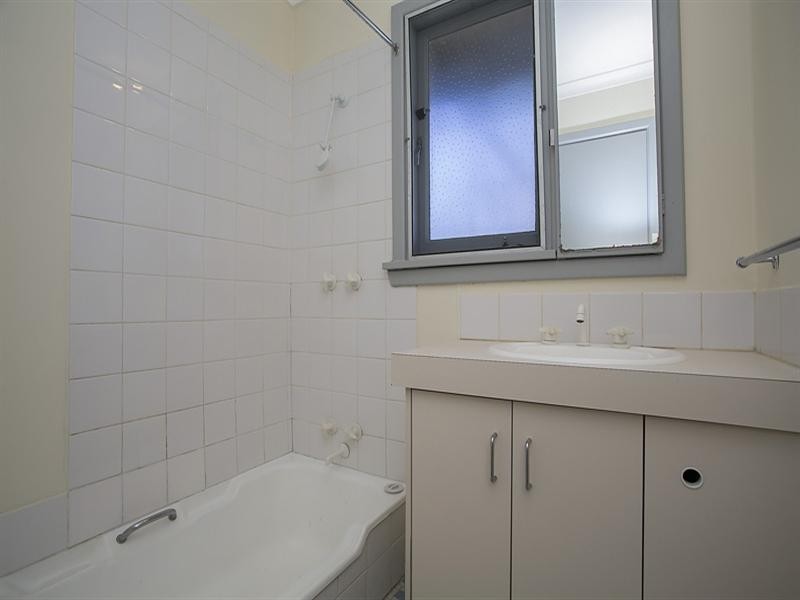 32 Coolga Road, Koongamia WA 6056