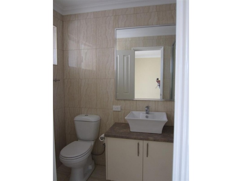 2/19 Aquaviva Circle, Viveash WA 6056