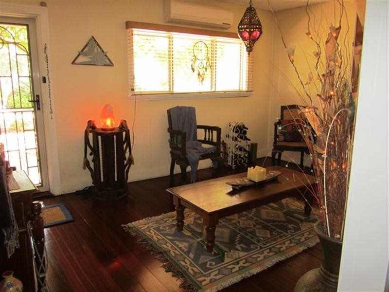 15 Gladstone Avenue, Swan View WA 6056