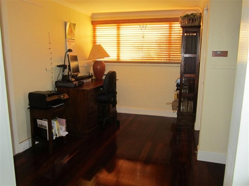 15 Gladstone Avenue, Swan View WA 6056