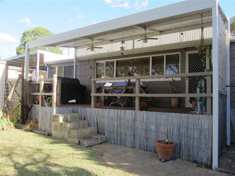 15 Gladstone Avenue, Swan View WA 6056