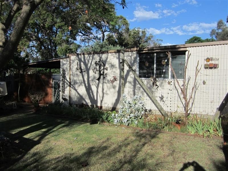 15 Gladstone Avenue, Swan View WA 6056