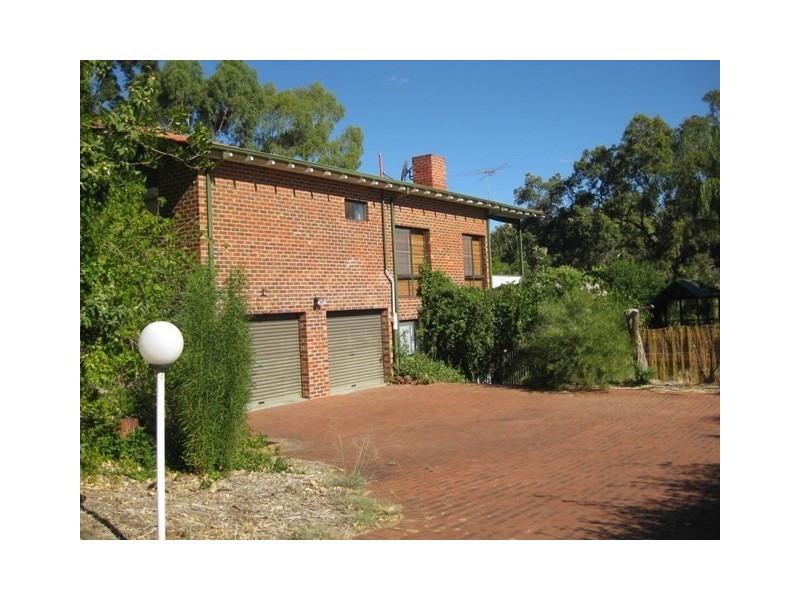 2 Fischer Road, Darlington WA 6070