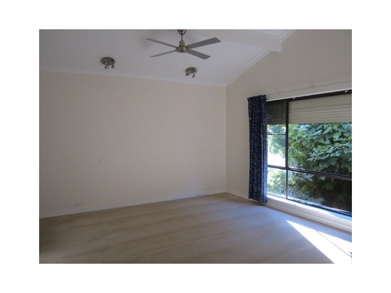 2 Fischer Road, Darlington WA 6070