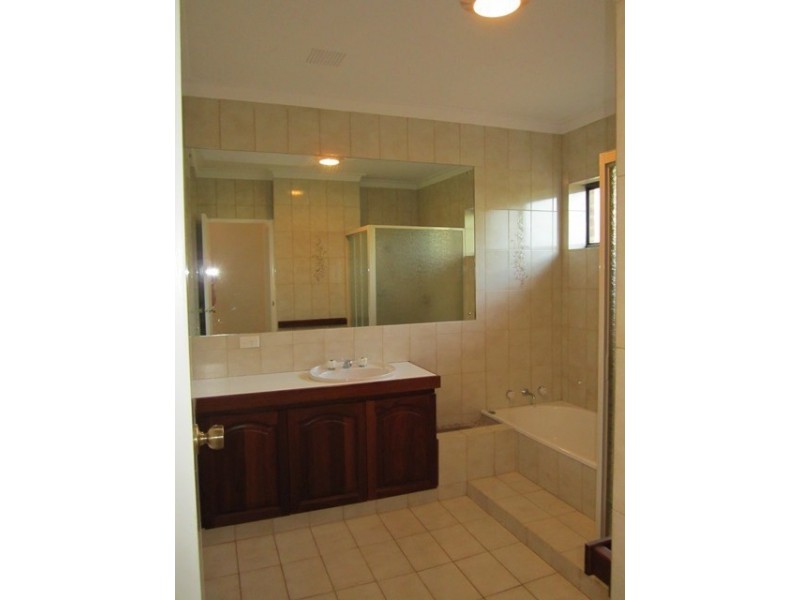 2 Fischer Road, Darlington WA 6070