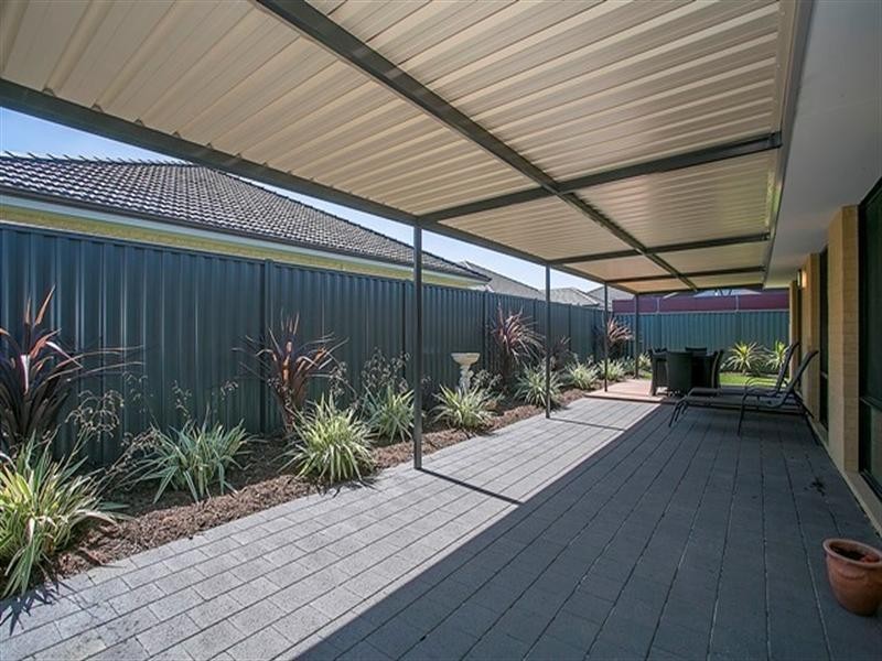 55 Tapioca Drive, Aveley WA 6069