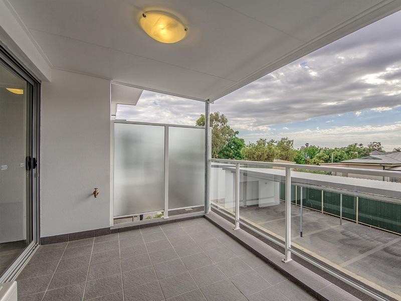 U8/13 Spring Avenue, Midland WA 6056