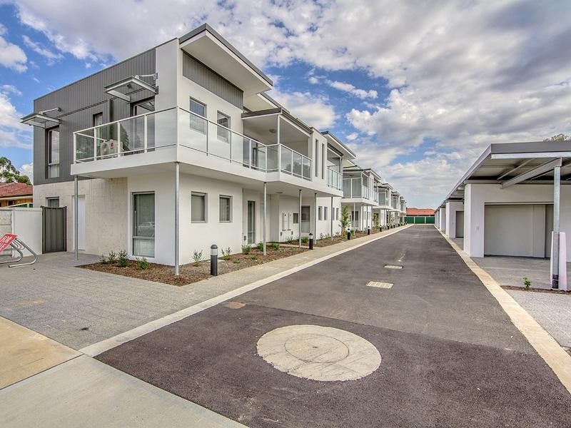 U18/13 Spring Avenue, Midland WA 6056