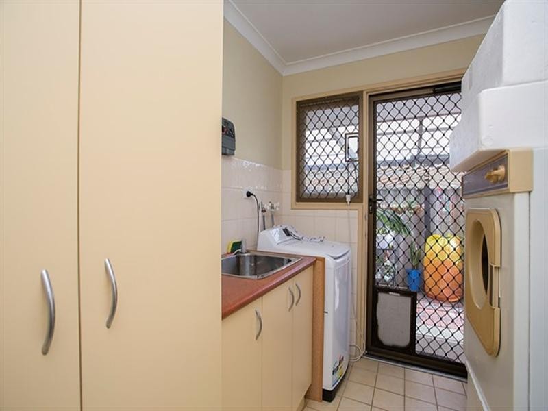 11D John Street, Midland WA 6056