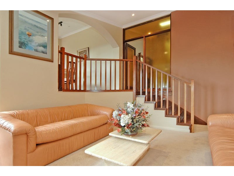 6 Throssell Road, Greenmount WA 6056