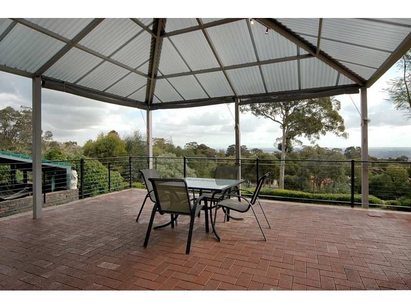 6 Throssell Road, Greenmount WA 6056