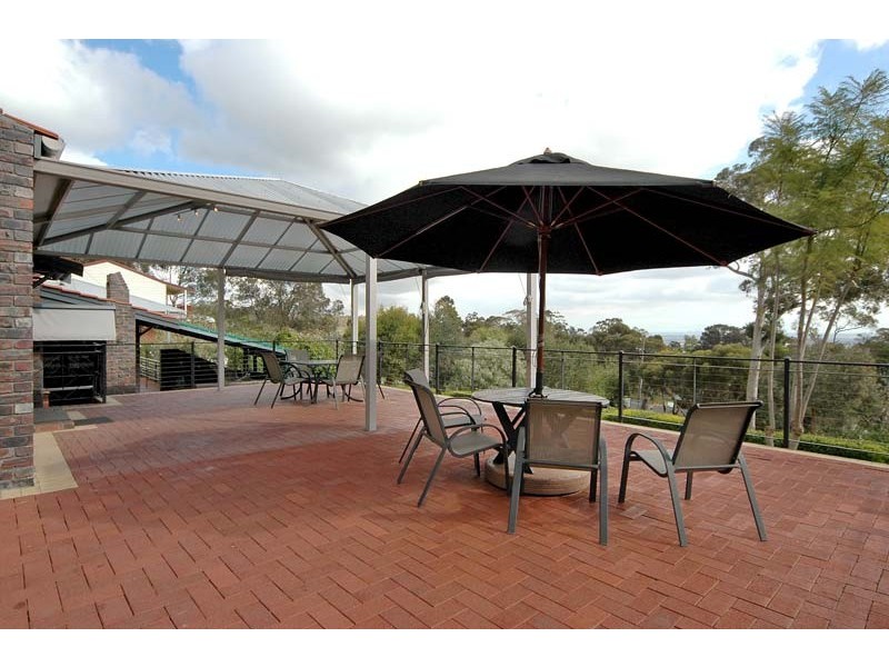 6 Throssell Road, Greenmount WA 6056