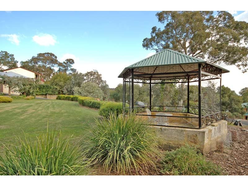 6 Throssell Road, Greenmount WA 6056