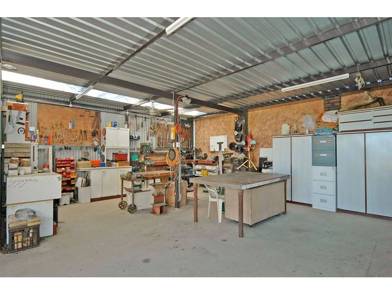 6 Throssell Road, Greenmount WA 6056