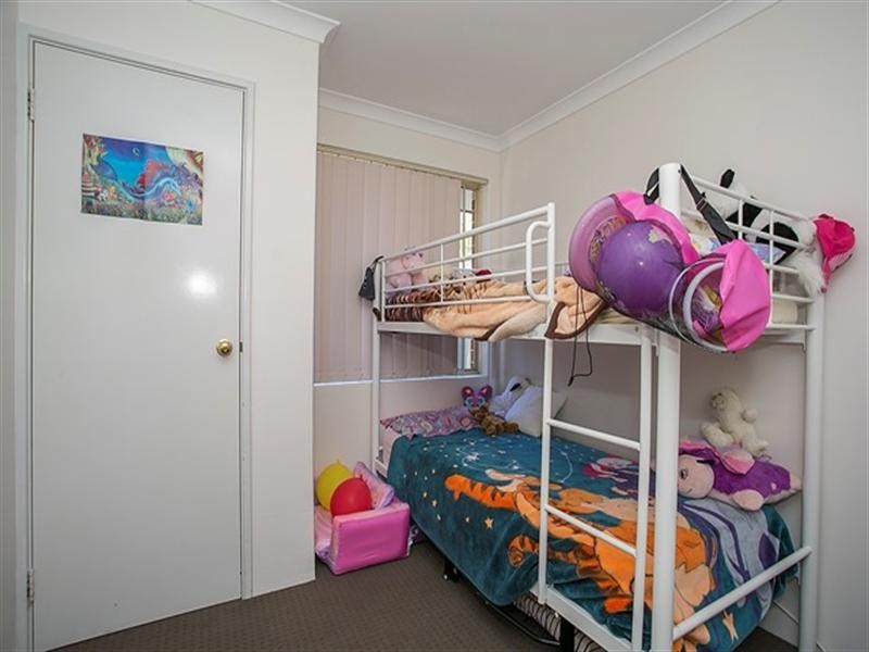 18 Quin Street, Swan View WA 6056