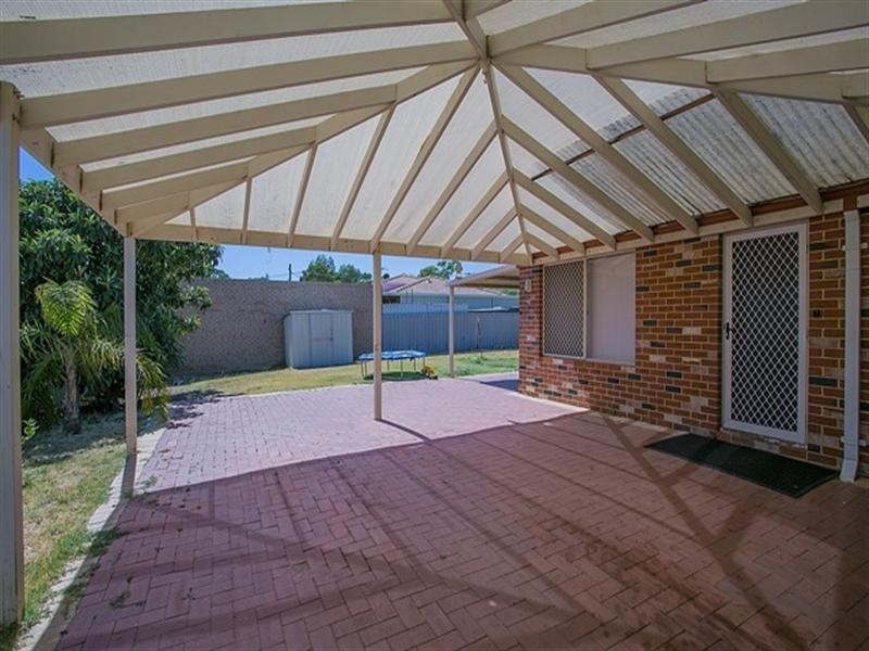 18 Quin Street, Swan View WA 6056