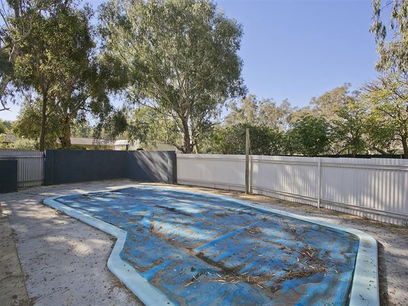 23 Mary Street, Hazelmere WA 6055