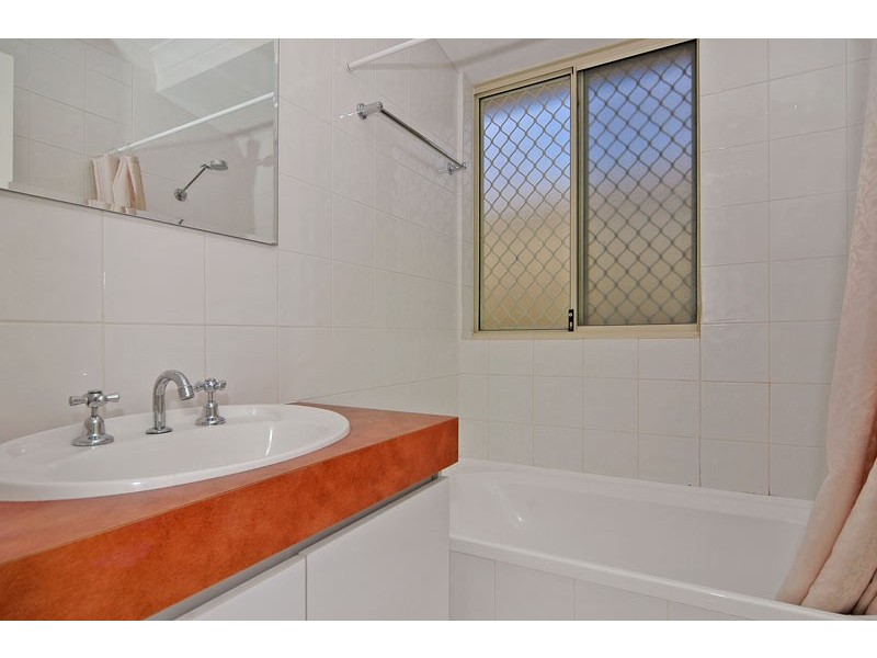 18 Hodges Street, Middle Swan WA 6056