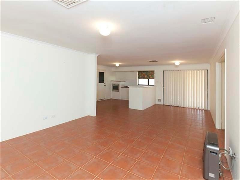 32 Weld Road, Swan View WA 6056