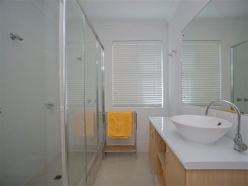 16 PARKFARM Drive, South Guildford WA 6055