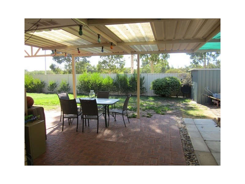 41 Kangaroo Entrance, Stratton WA 6056