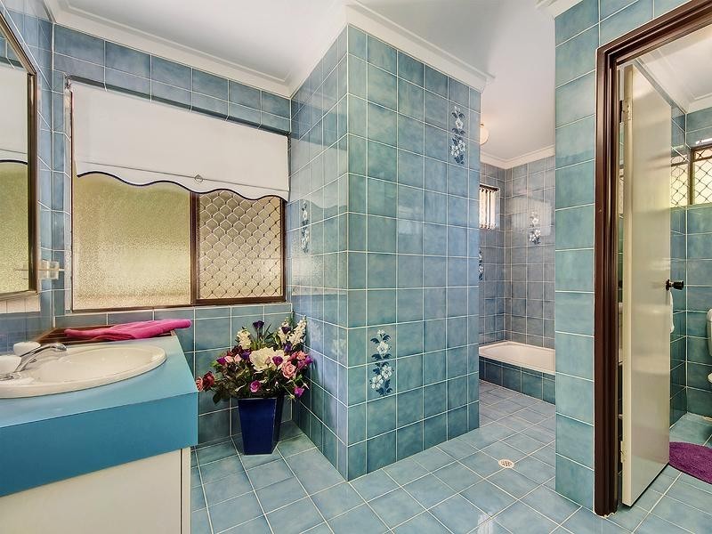 11 Kalmia Way, Forrestfield WA 6058