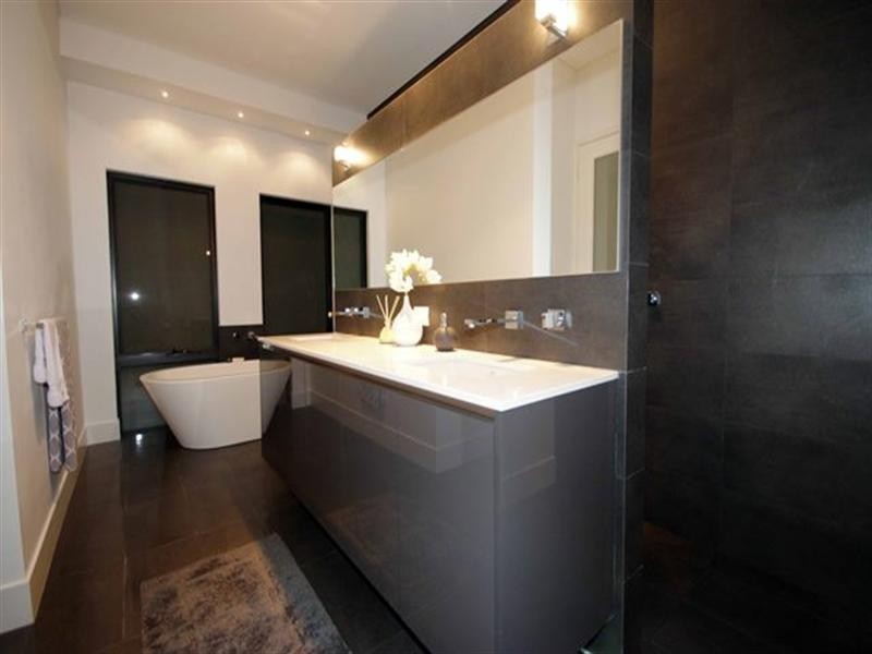 20 The Embankment, South Guildford WA 6055