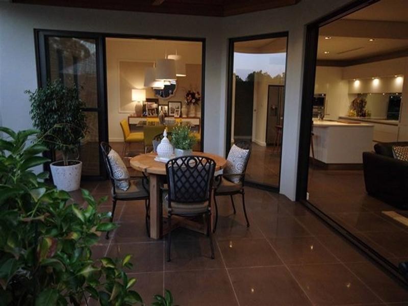 20 The Embankment, South Guildford WA 6055