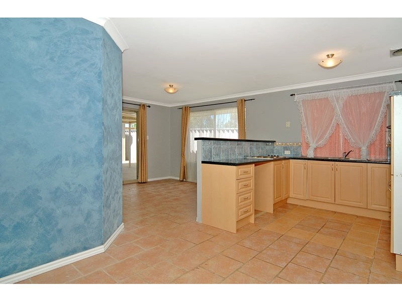 40 Lewis Jones Cross, Stratton WA 6056