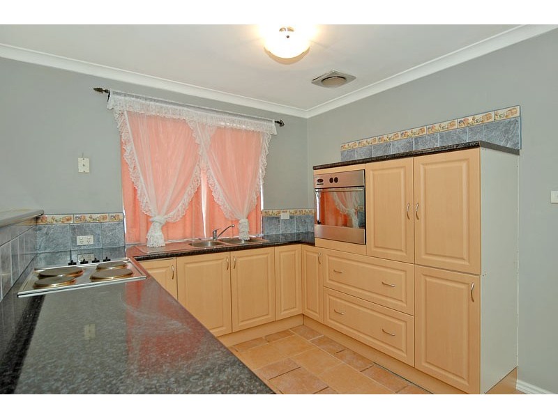 40 Lewis Jones Cross, Stratton WA 6056