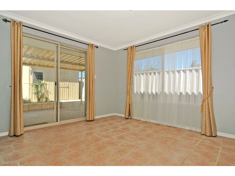 40 Lewis Jones Cross, Stratton WA 6056