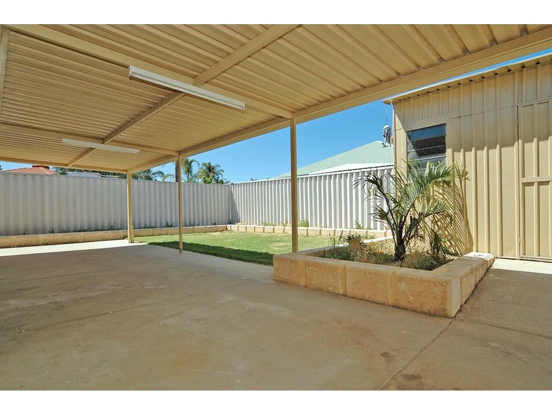 40 Lewis Jones Cross, Stratton WA 6056