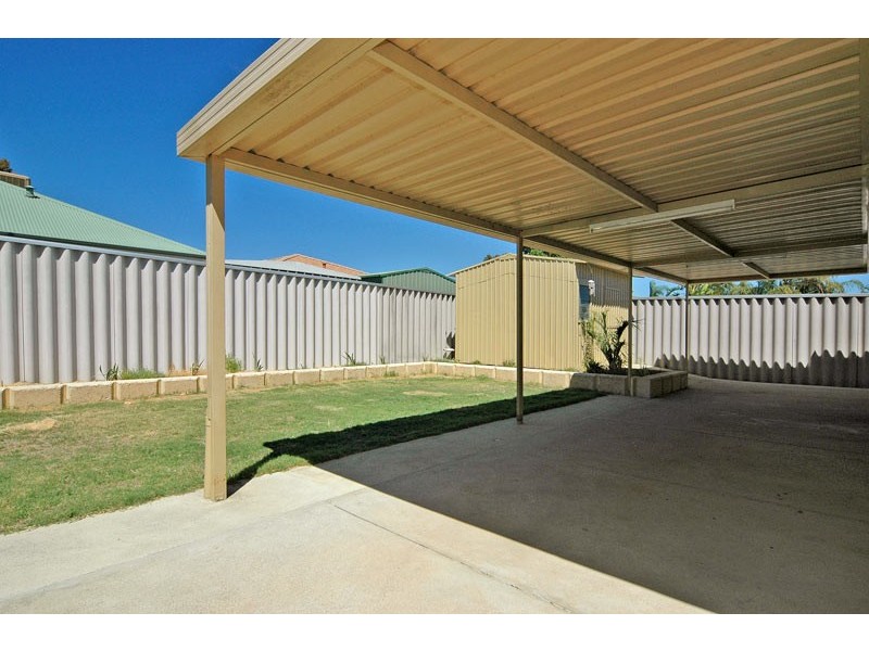 40 Lewis Jones Cross, Stratton WA 6056