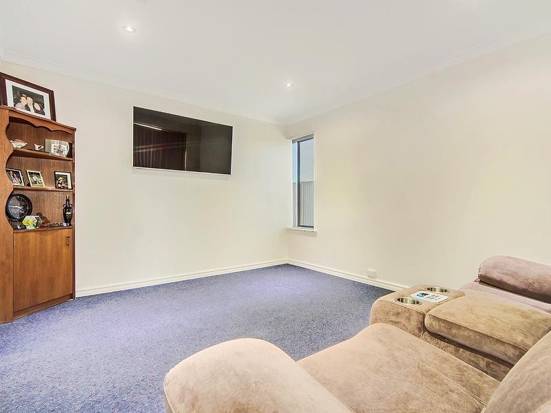 16 Fawell Street, Midland WA 6056