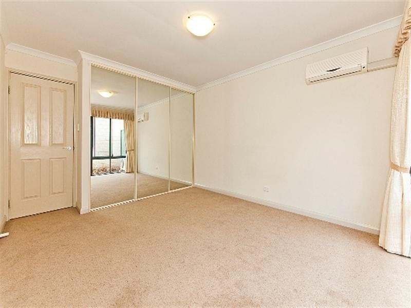 U4, 11 Waterhall Road, South Guildford WA 6055
