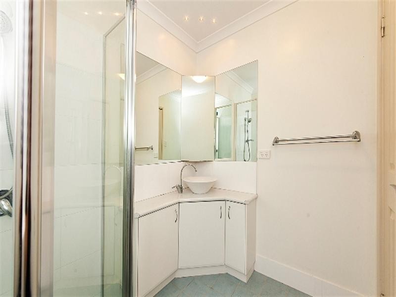 U4, 11 Waterhall Road, South Guildford WA 6055