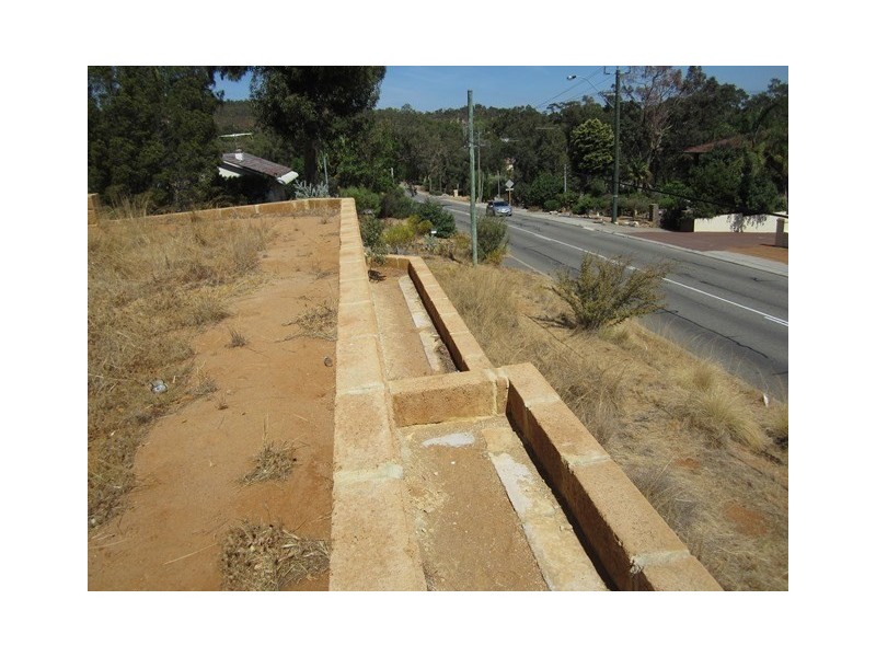 28 Swan View Road, Greenmount WA 6056