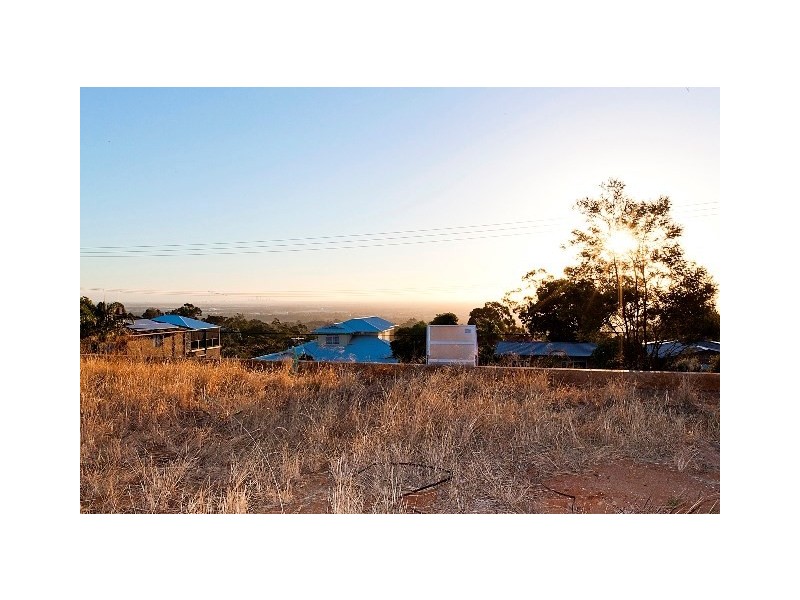 28 Swan View Road, Greenmount WA 6056