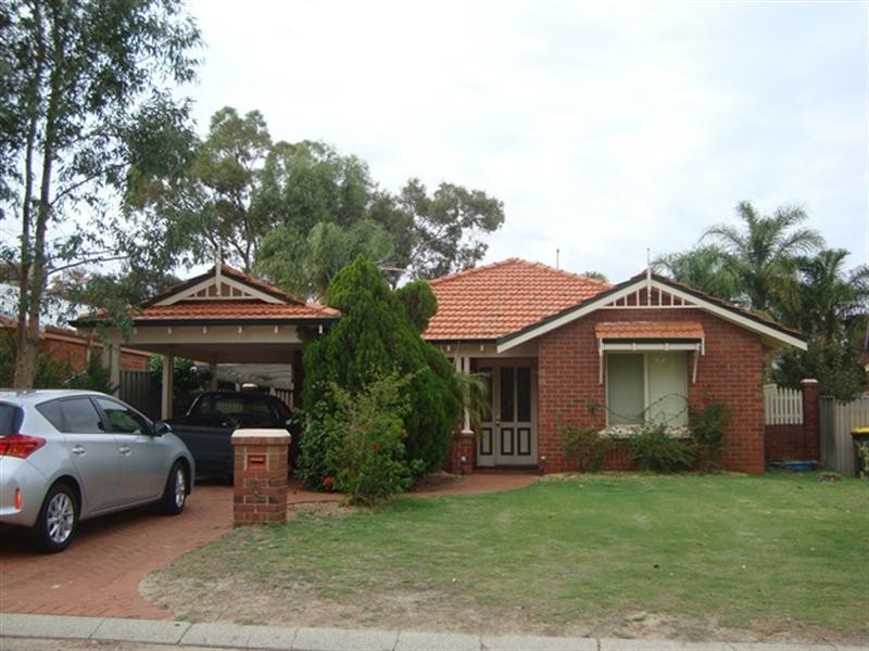 5 Burton Retreat, Stratton WA 6056