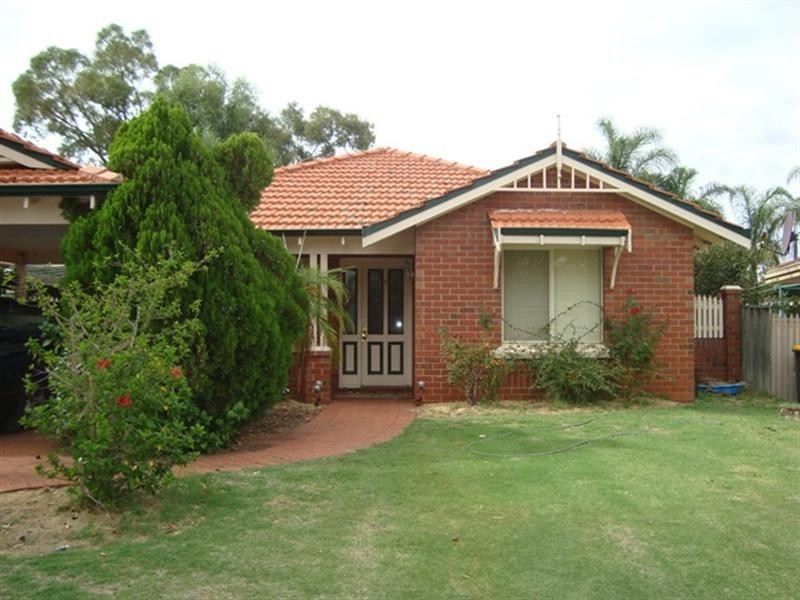 5 Burton Retreat, Stratton WA 6056