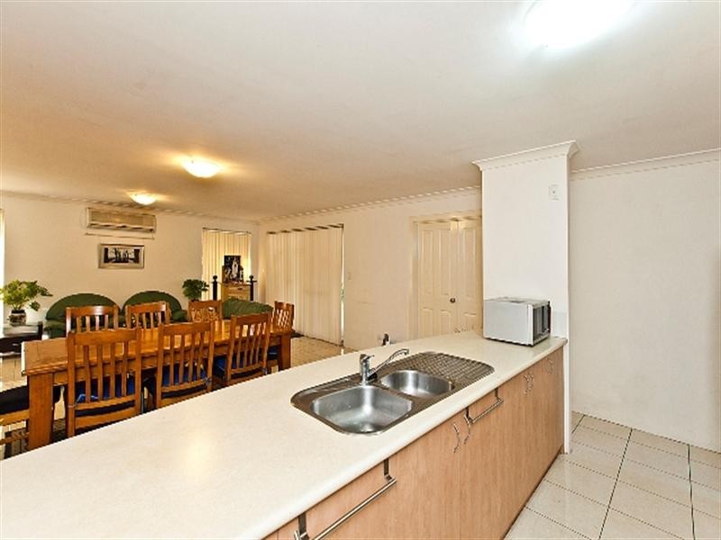 6A Wellaton Street, Midvale WA 6056