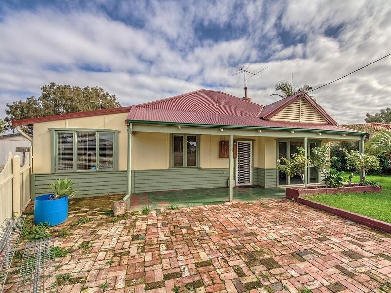 8 Francis Street, Middle Swan WA 6056