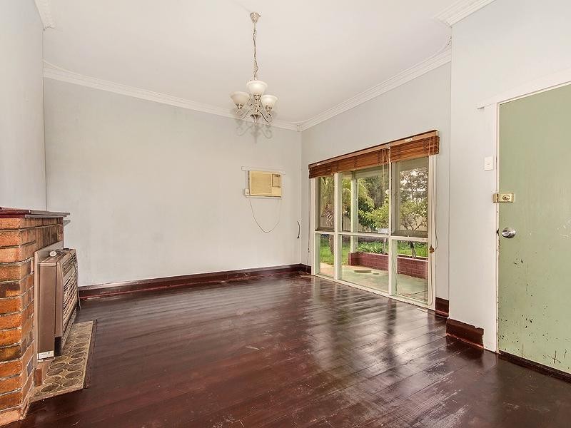 8 Francis Street, Middle Swan WA 6056