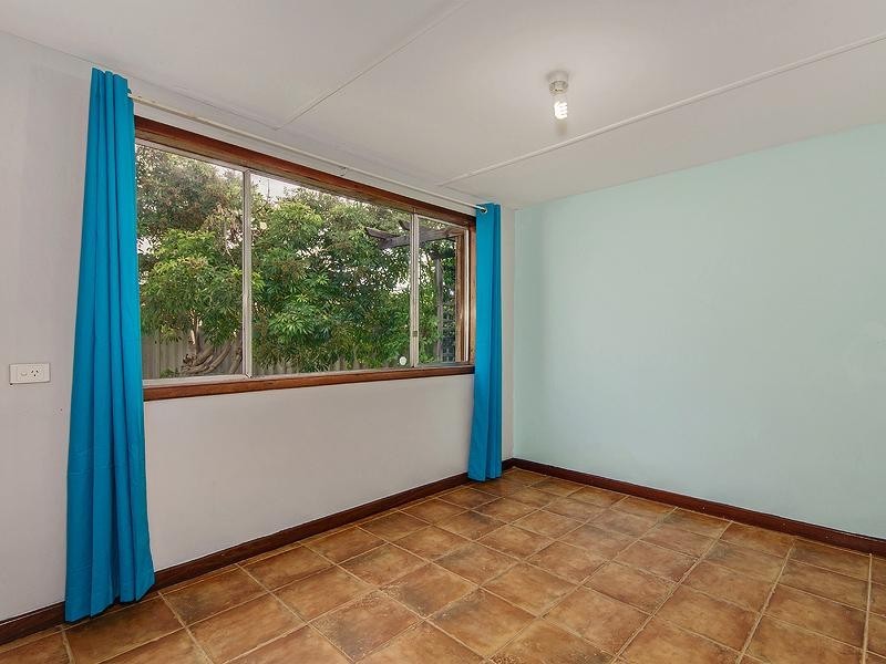 8 Francis Street, Middle Swan WA 6056